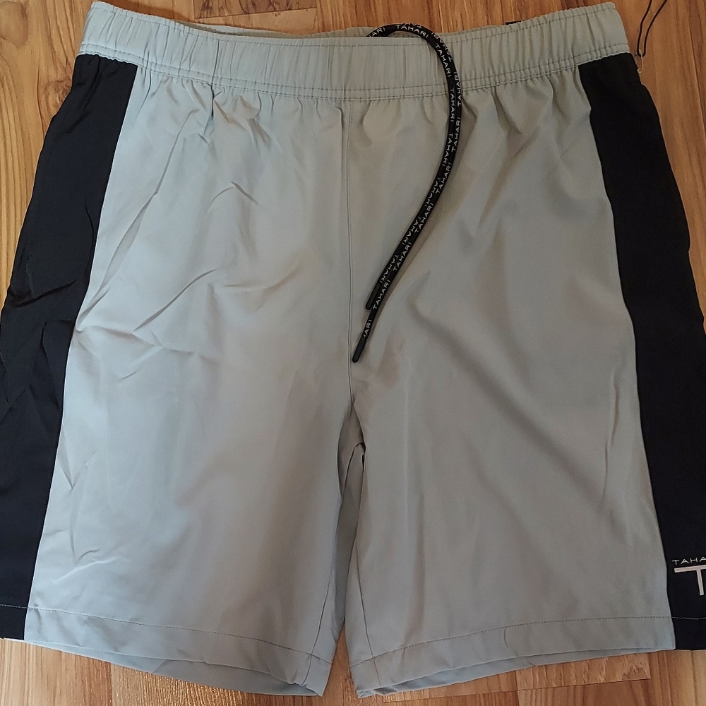 Tahari Sport Running Swim Shorts Pocket XL Trunks No Mesh Lining Green Black New